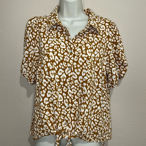 NINE WEST Animal Print Tie-Front Blouse, Size M, EUC - Picture 2 of 5